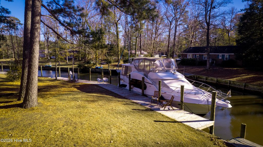 Photo of 50 Gilgo Road, Oriental, NC 28571 (MLS # 100544790)