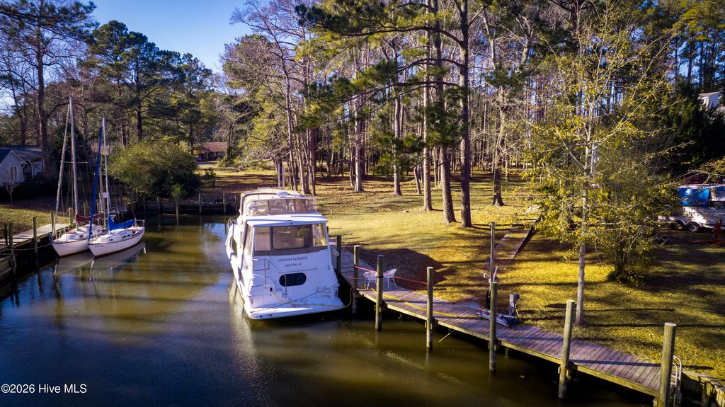 Photo of 50 Gilgo Road, Oriental, NC 28571 (MLS # 100544790)