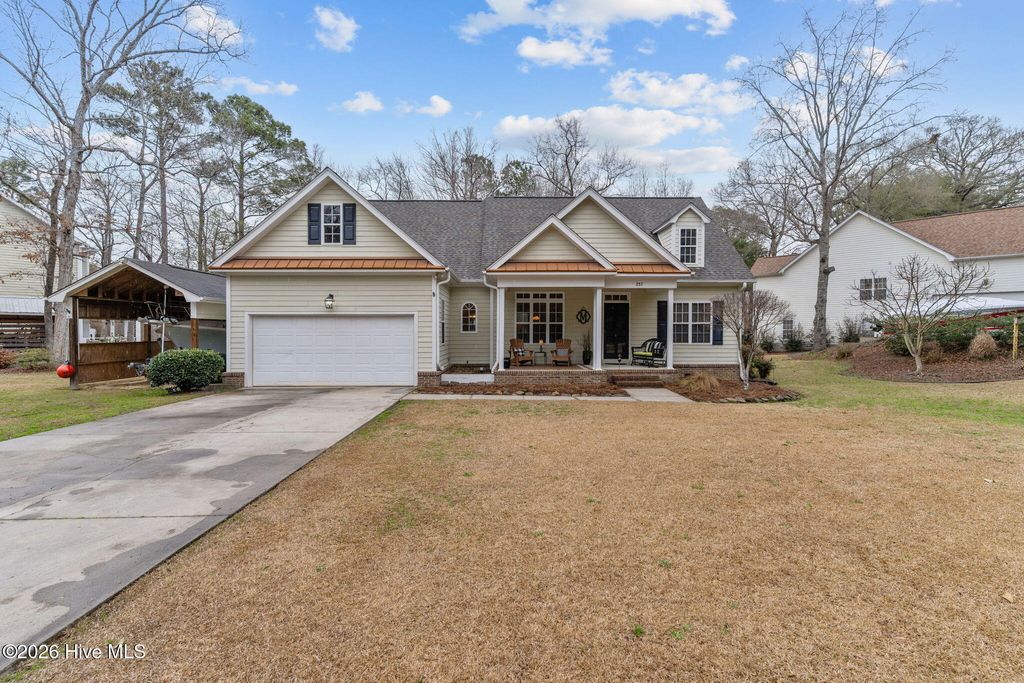 Photo of 237 Pintail Lane, Rocky Point, NC 28457 (MLS # 100556977)