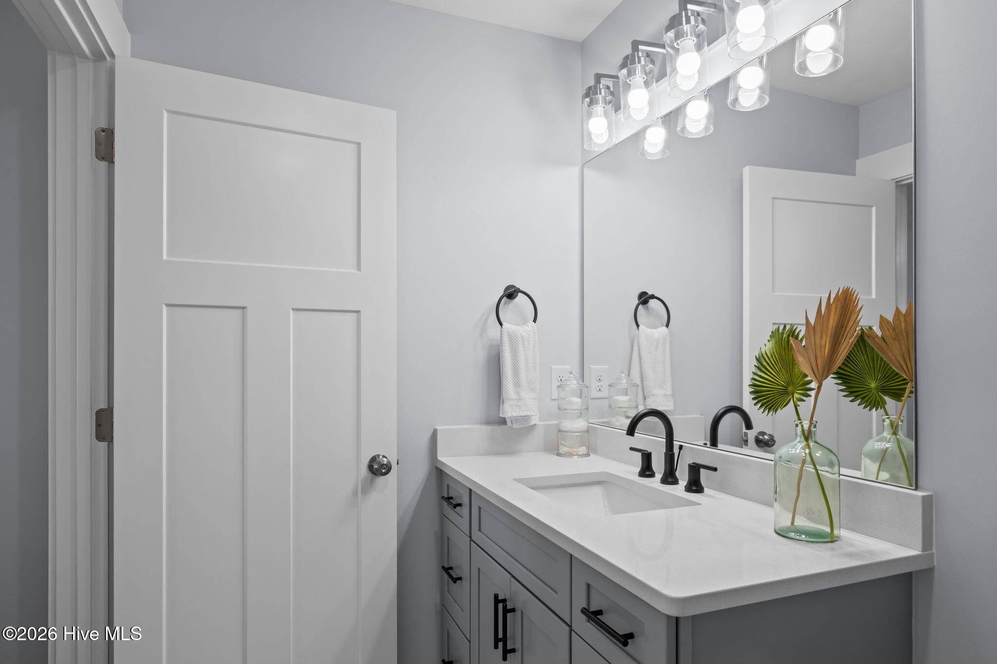 200 Olde Towne Yacht Club Drive 43