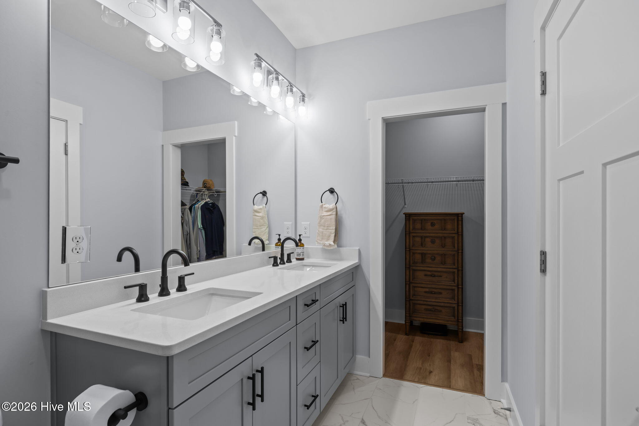 200 Olde Towne Yacht Club Drive 43