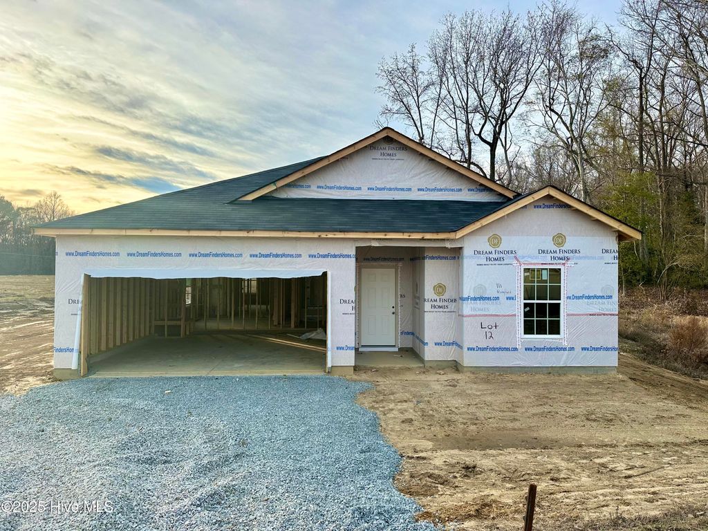 Photo of 111 Rubyfield Court, Fremont, NC 27830 (MLS # 100545346)