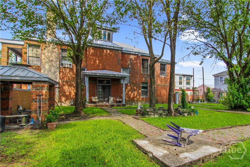 Photo of 234 W 31st Street, Savannah, GA 31401 (MLS # SA345725)