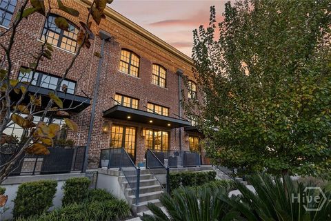 Townhouse For Sale - 456 Port Street<br/> Savannah, GA 31401