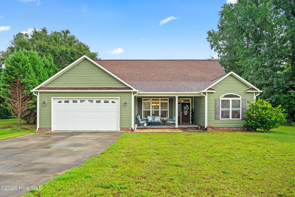 Photo of 309 Ramonas Lake Court, New Bern, NC 28560 (MLS # 100598956)