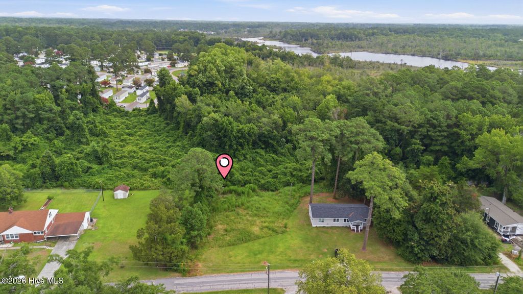 Photo of 19 East Drive, Jacksonville, NC 28546 (MLS # 100591387)