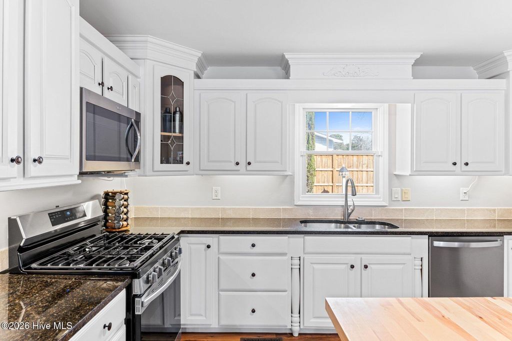 Photo of 211 Simmons Drive, Wilmington, NC 28411 (MLS # 100551299)