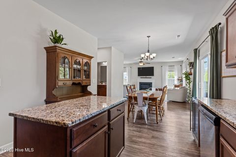 Tiny photo for 405 Brown Pelican Court, Hubert, NC 28539 (MLS # 100568670)