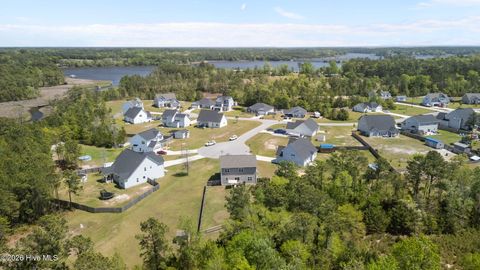 Tiny photo for 405 Brown Pelican Court, Hubert, NC 28539 (MLS # 100568670)