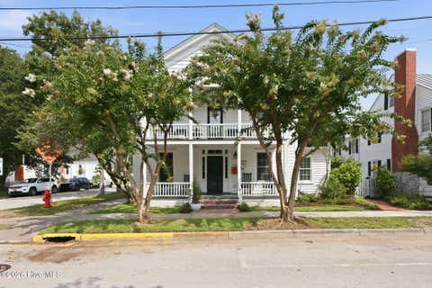Photo of 120 Moore Street, Beaufort, NC 28516 (MLS # 100592381)