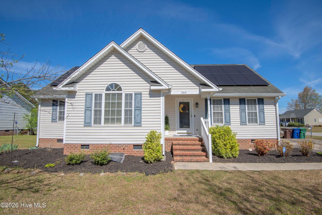 Photo of 504 Wayne Avenue, Tarboro, NC 27886 (MLS # 100563449)