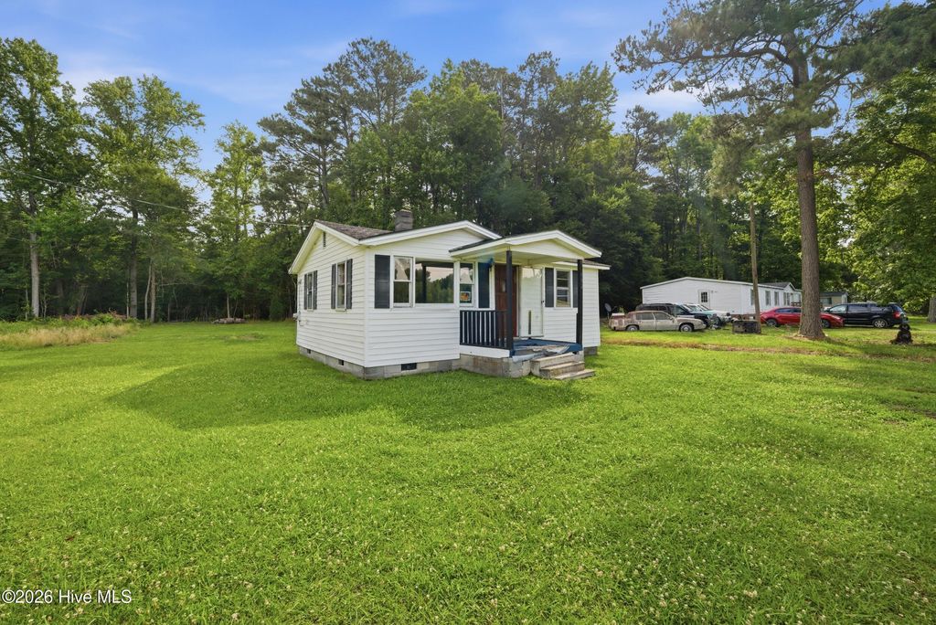 Photo of 592 Crooked Run Road, Elizabeth City, NC 27909 (MLS # 100578151)