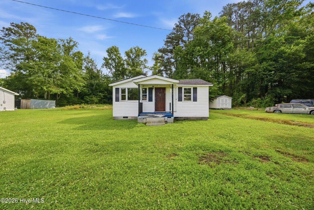 Photo of 592 Crooked Run Road, Elizabeth City, NC 27909 (MLS # 100578151)