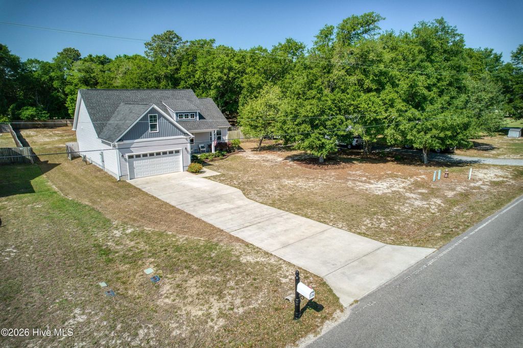 Photo of 2520 Sloop Point Road, Hampstead, NC 28443 (MLS # 100569284)