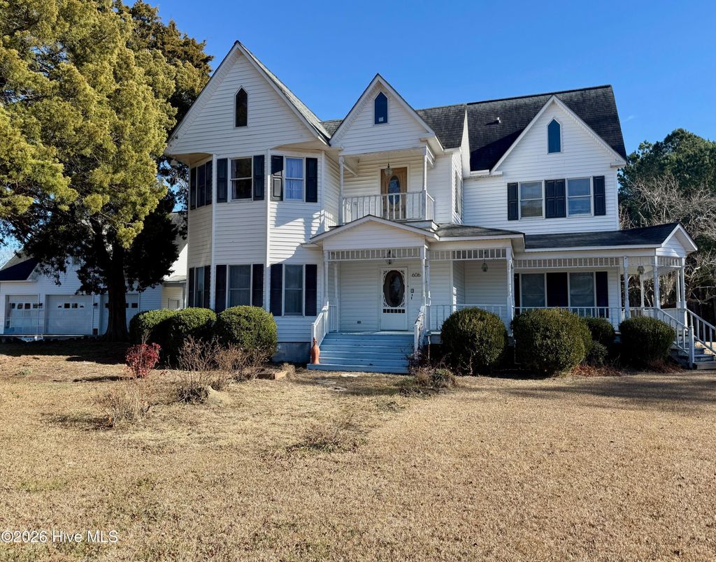 Photo of 606 Cherry Road, Washington, NC 27889 (MLS # 100547112)