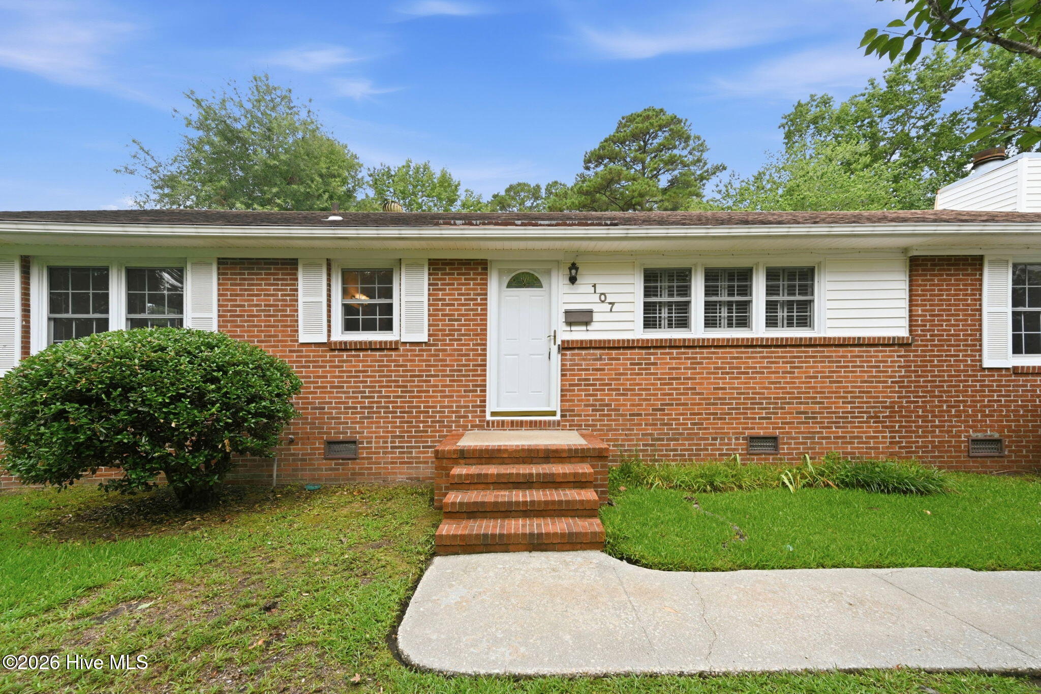 107 Arthur Court