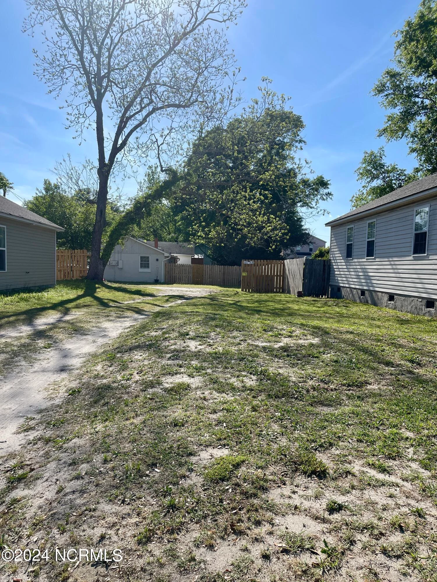 610 S 9th Street