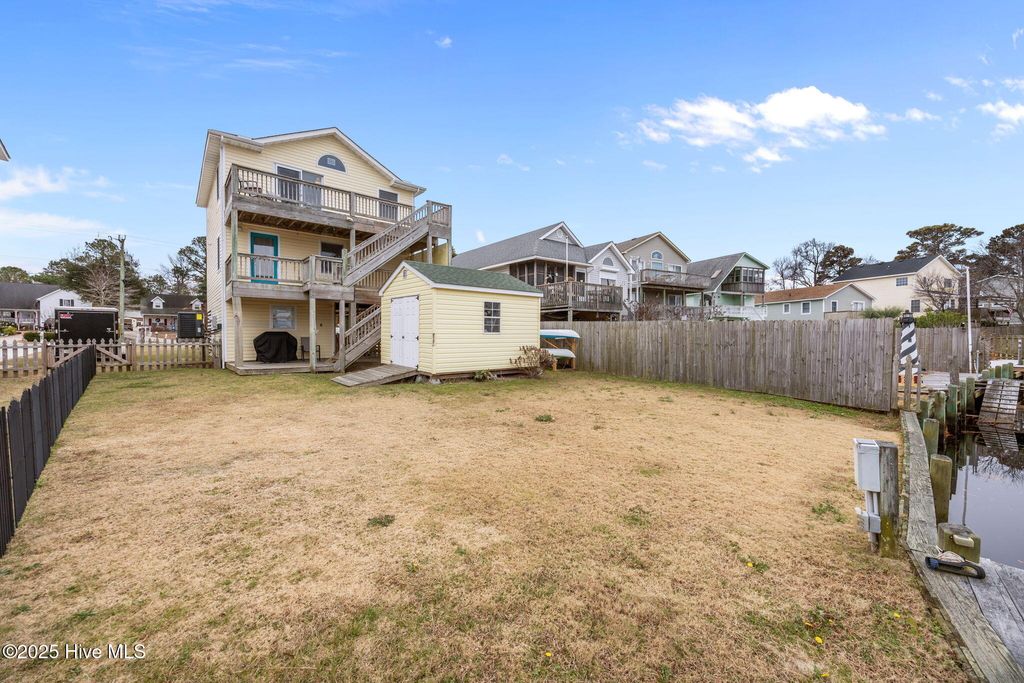Photo of 422 Harbour View Drive, Kill Devil Hills, NC 27948 (MLS # 100546627)