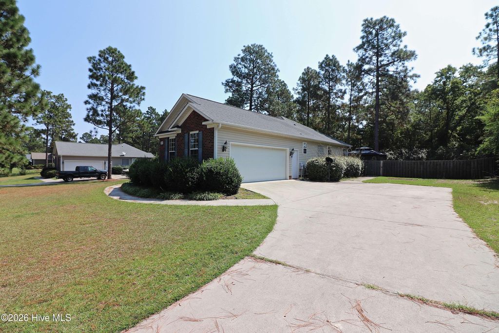 Photo of 195 Russett Court, Carthage, NC 28327 (MLS # 100583070)