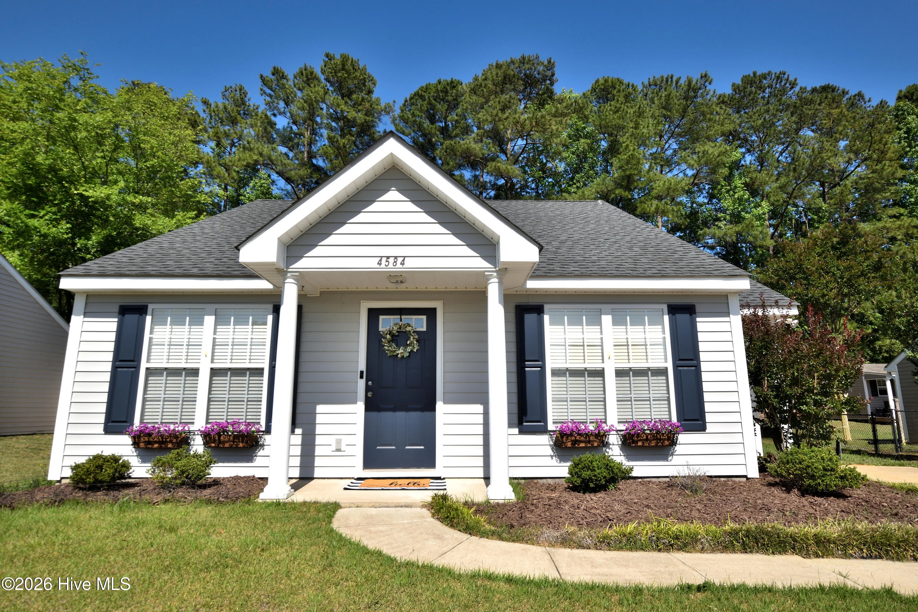 4584 Lily Walk