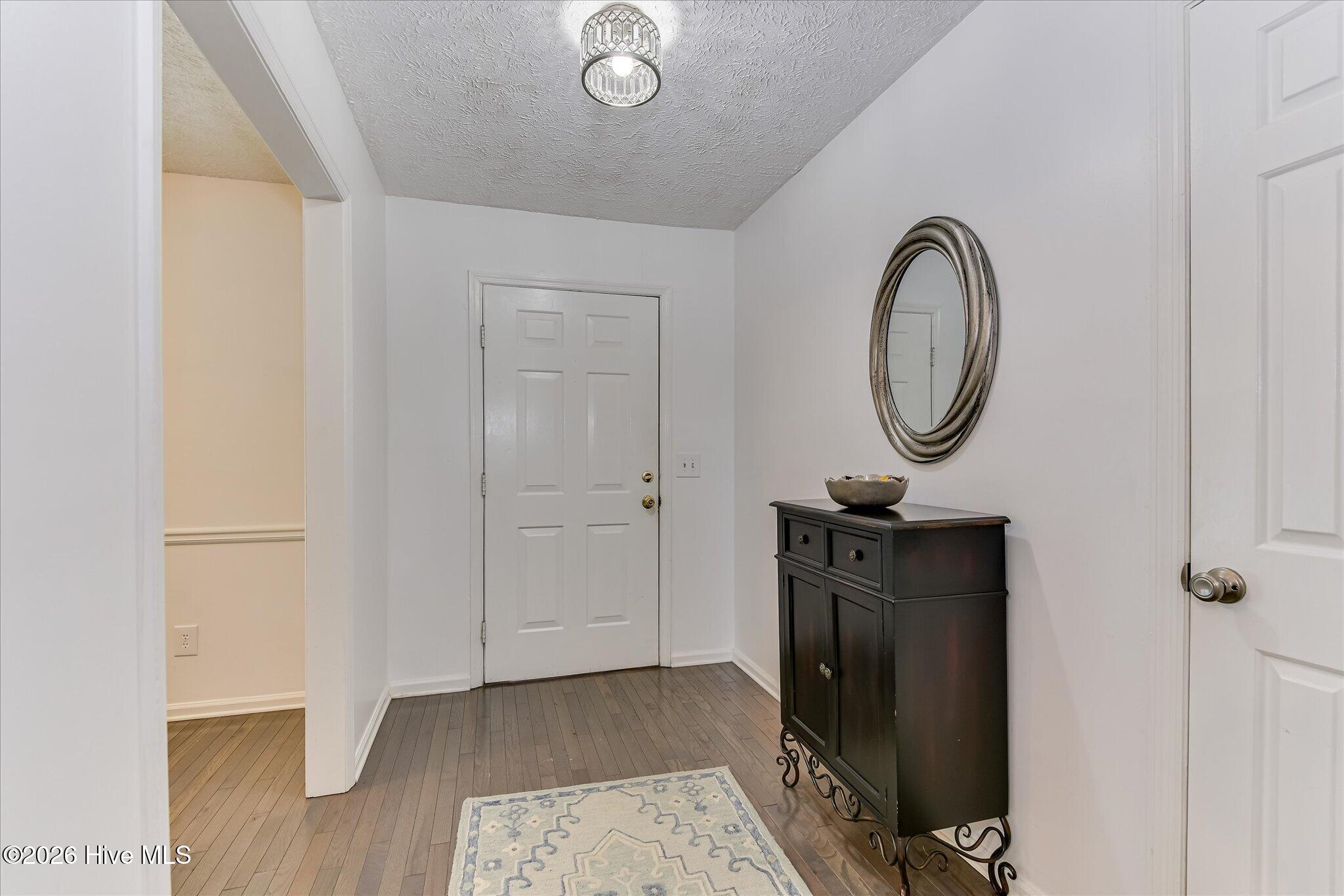 25 Foxhil Drive