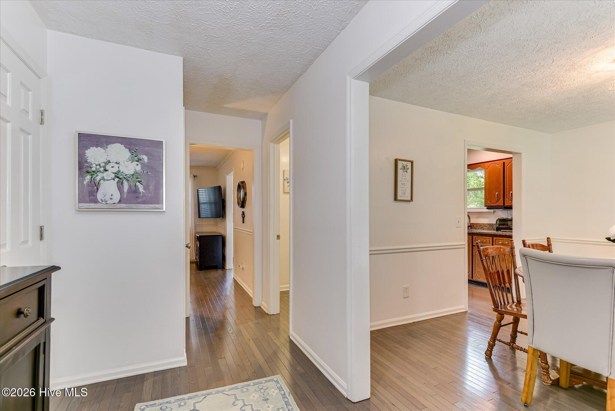 25 Foxhil Drive