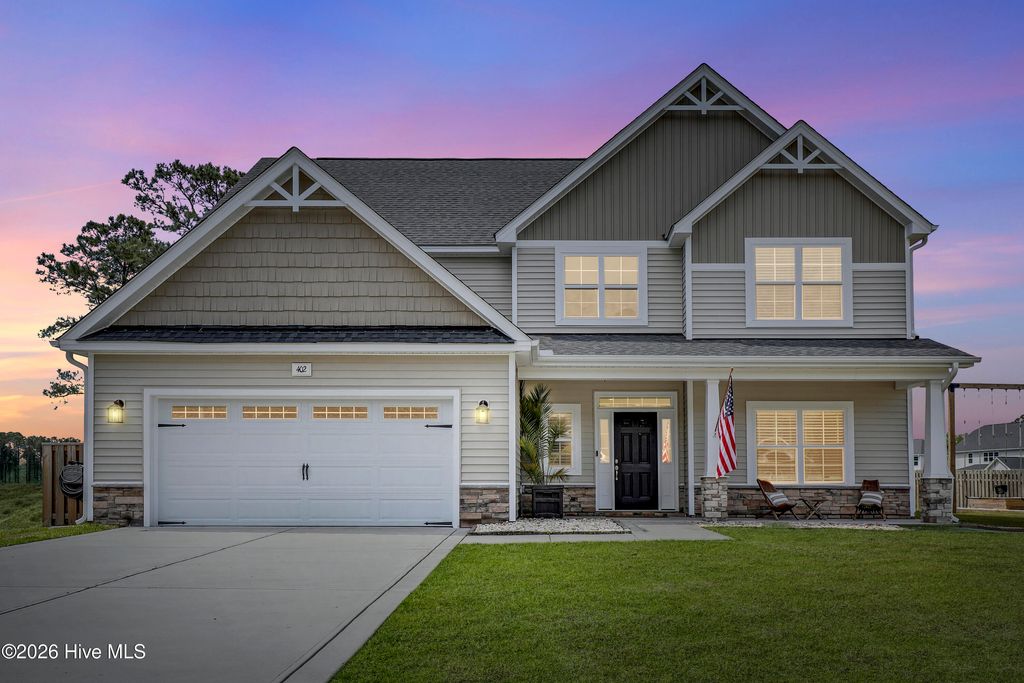 Photo of 402 Reynolds Court, Sneads Ferry, NC 28460 (MLS # 100570828)