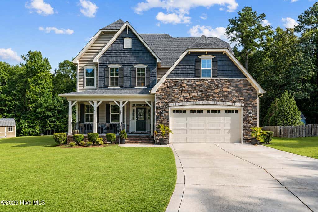 Photo of 178 Mayfield Court, Whispering Pines, NC 28327 (MLS # 100587694)