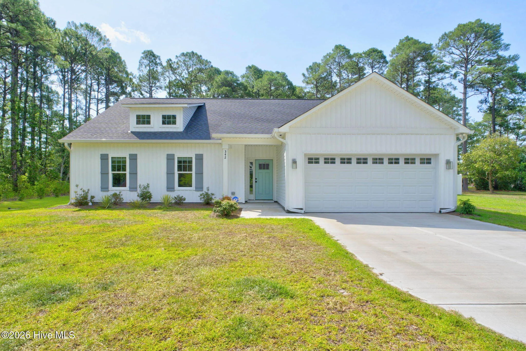 342 Shore Court NW