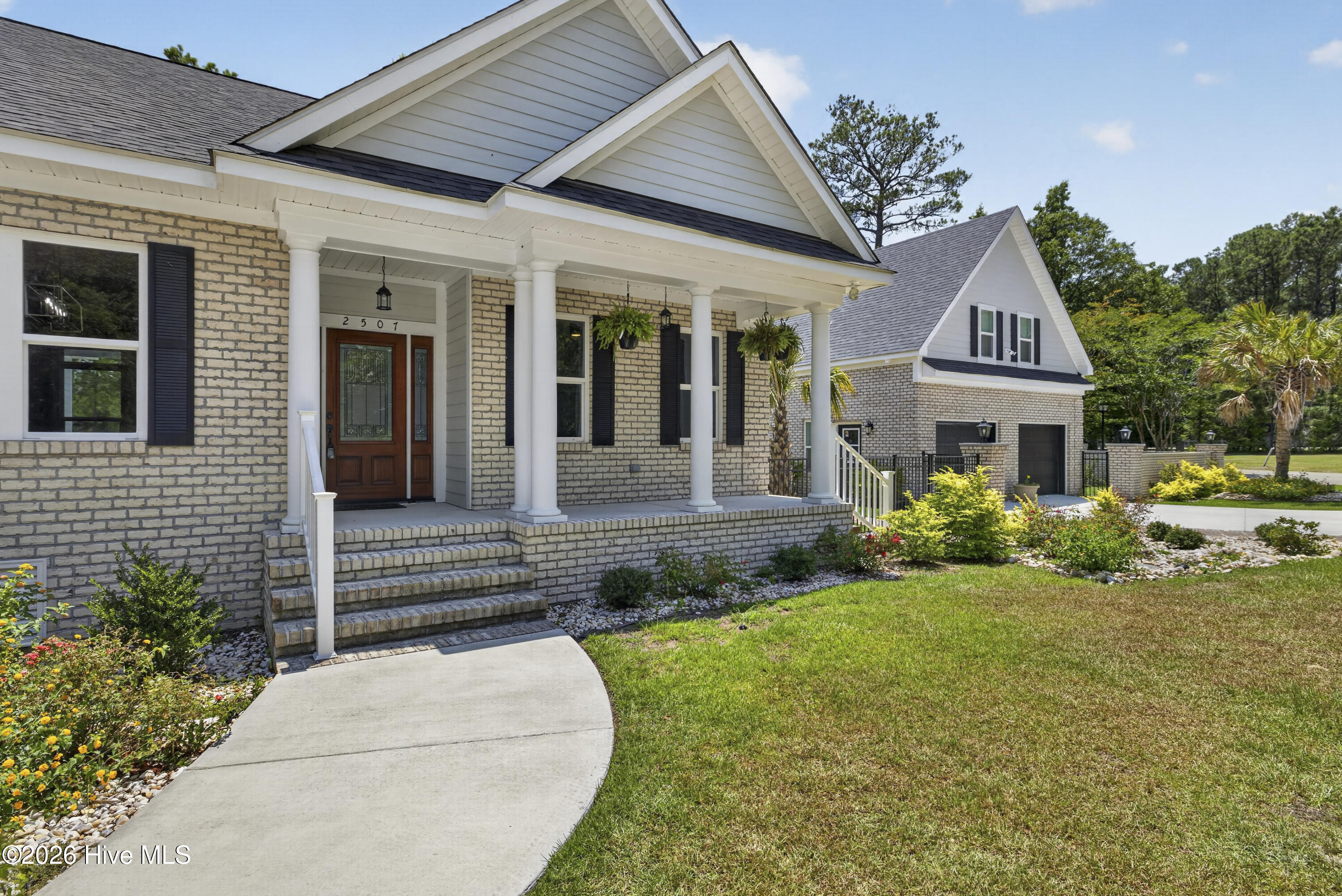 2507 Mary Frances Court NE