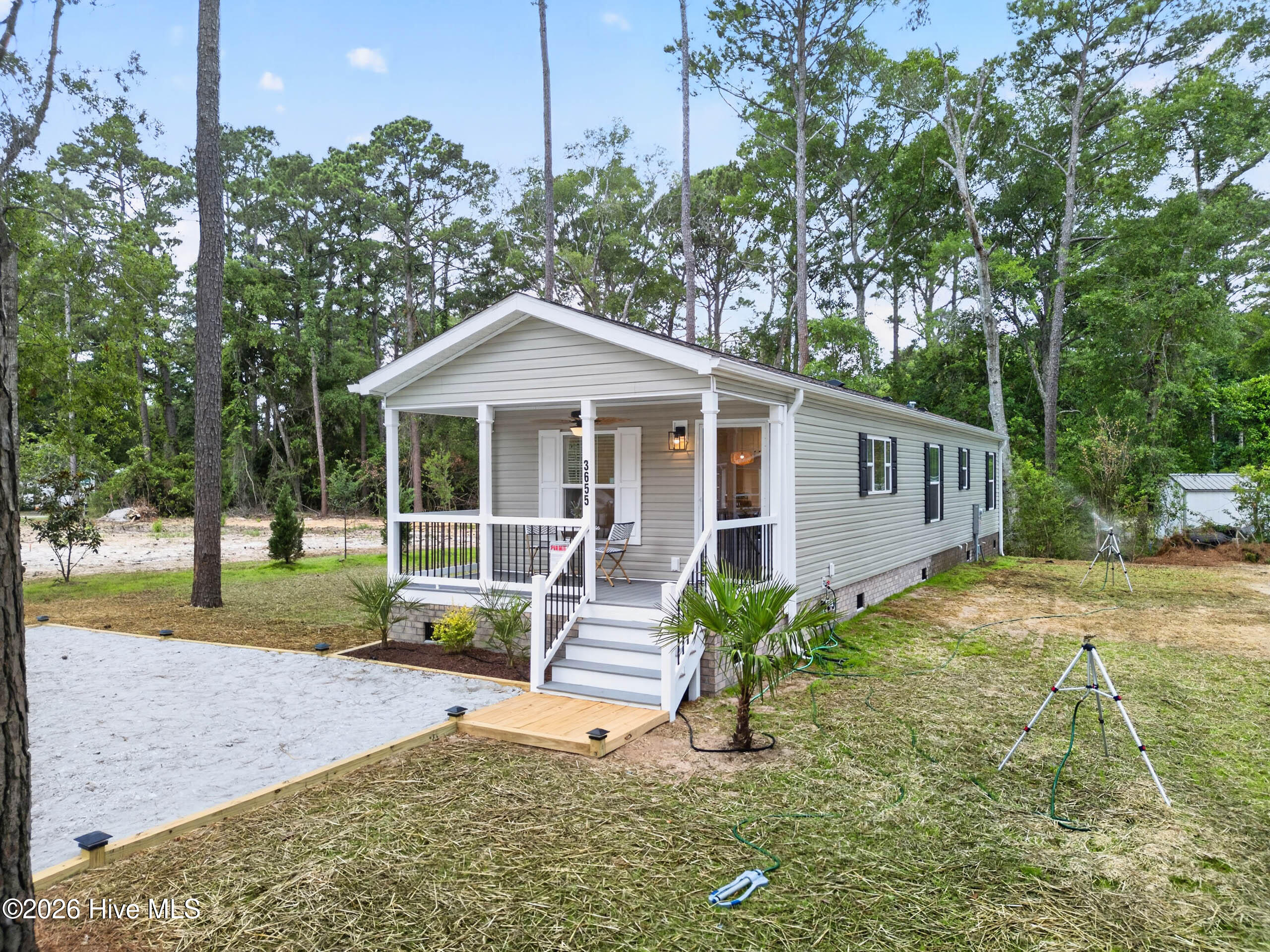 3655 SW Lakeview Drive SW