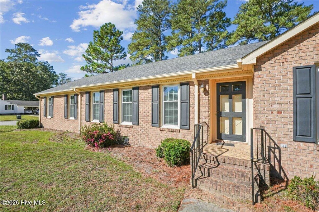 Photo of 3000 Camelot Drive, Kinston, NC 28504 (MLS # 100610665)