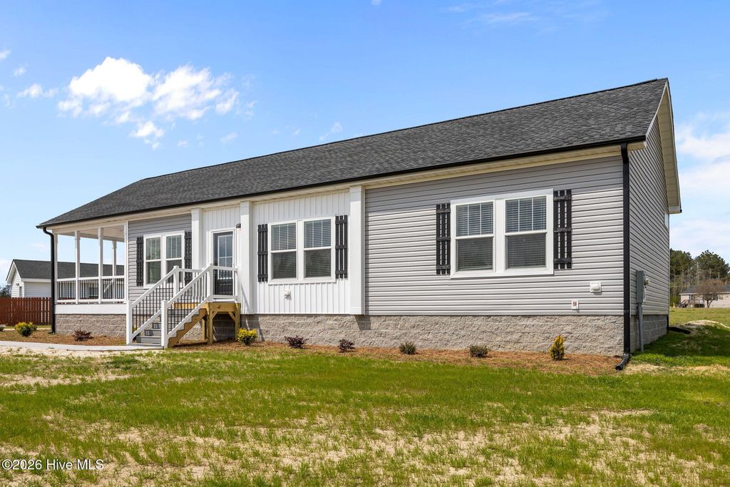 Photo of 2246 Blackhawk Drive, Farmville, NC 27828 (MLS # 100563667)