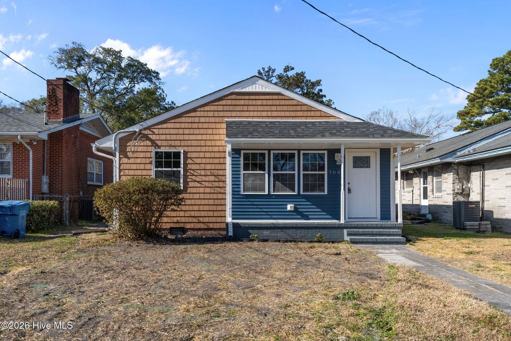 Photo of 708 S 14th Street, Wilmington, NC 28401 (MLS # 100550477)