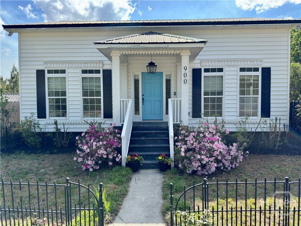 Photo of 900 Garrison Street, Pembroke, GA 31321 (MLS # SA352827)