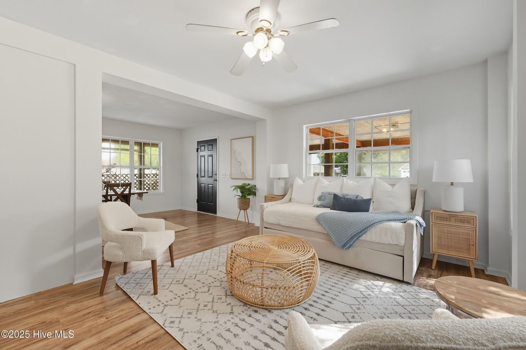 Photo of 1323 Cabo Court, Carolina Beach, NC 28428 (MLS # 100533077)