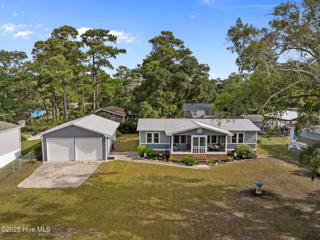 Photo of 530 Lockwood Folly Road SE, Bolivia, NC 28422 (MLS # 100528032)