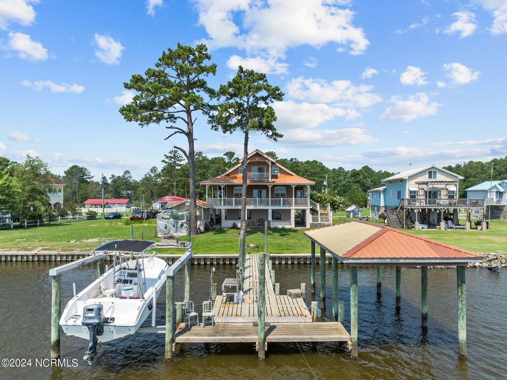 Photo of 39 Beach Road S, Belhaven, NC 27810 (MLS # 100457075)
