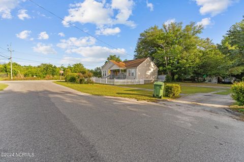 Tiny photo for 1003 Hall Street, Wilmington, NC 28401 (MLS # 100554429)