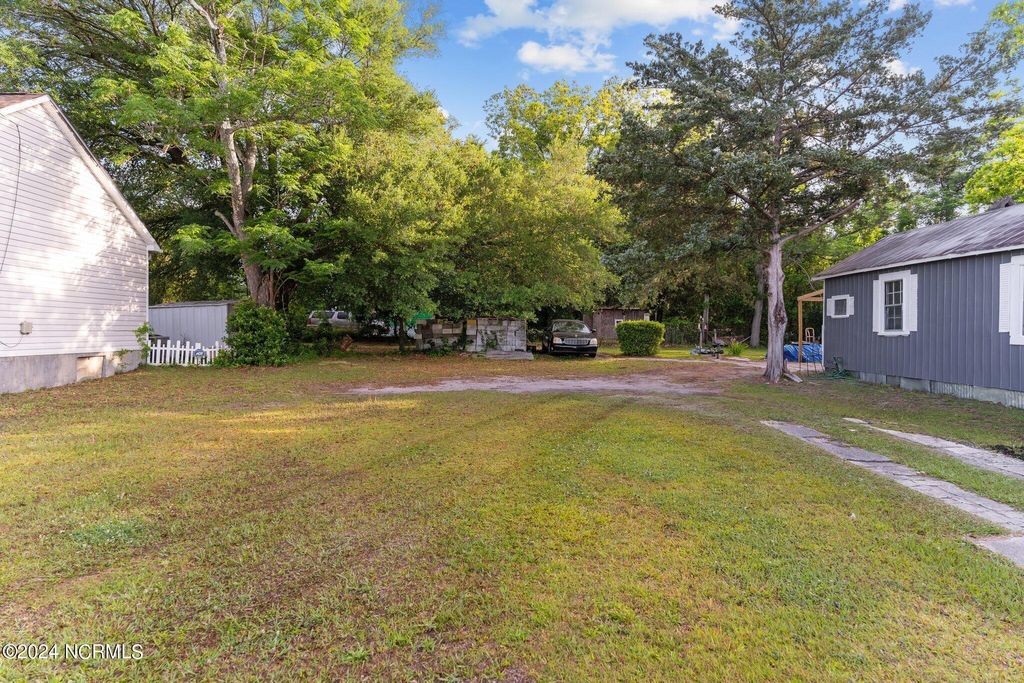 Photo of 1003 Hall Street, Wilmington, NC 28401 (MLS # 100554429)