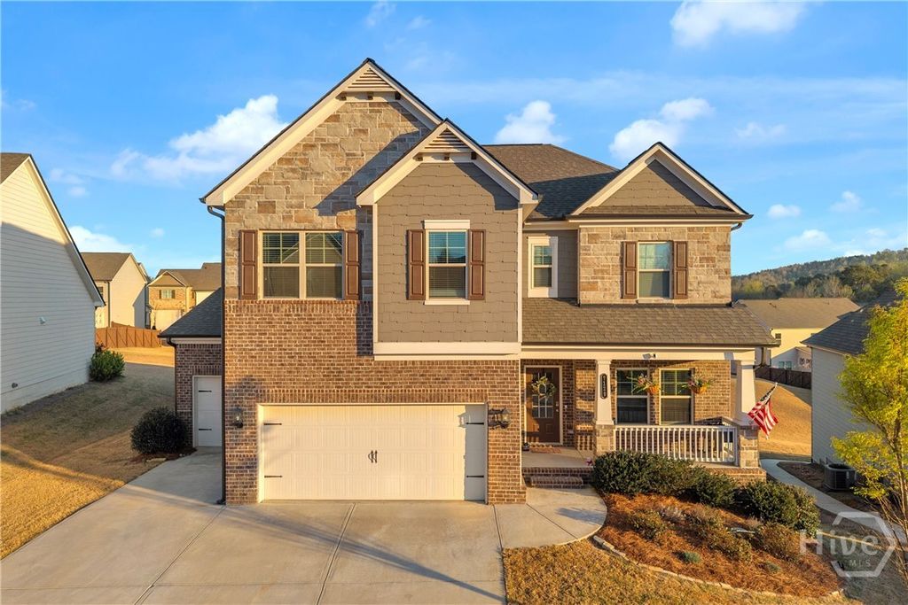 Photo of 7129 Birch View Court, Flowery Branch, GA 30542 (MLS # CL351984)
