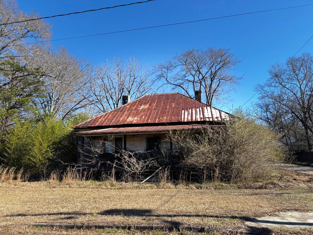 Photo of 202 Thompson Street, Crawfordville, GA 30631 (MLS # 551501)