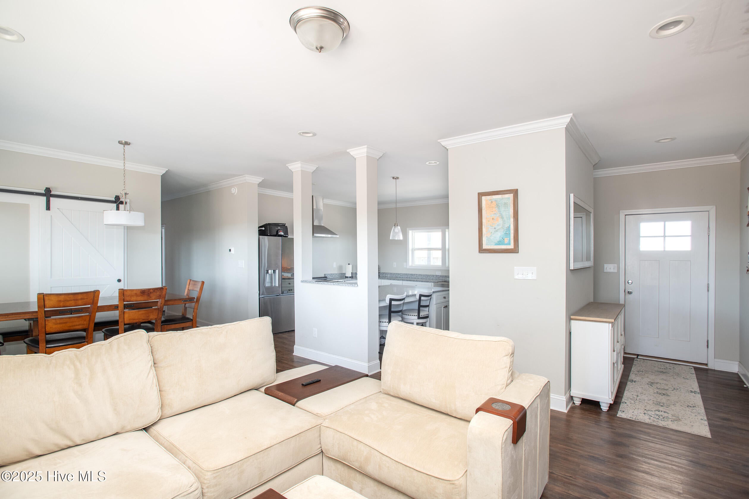 285 Soundview Drive