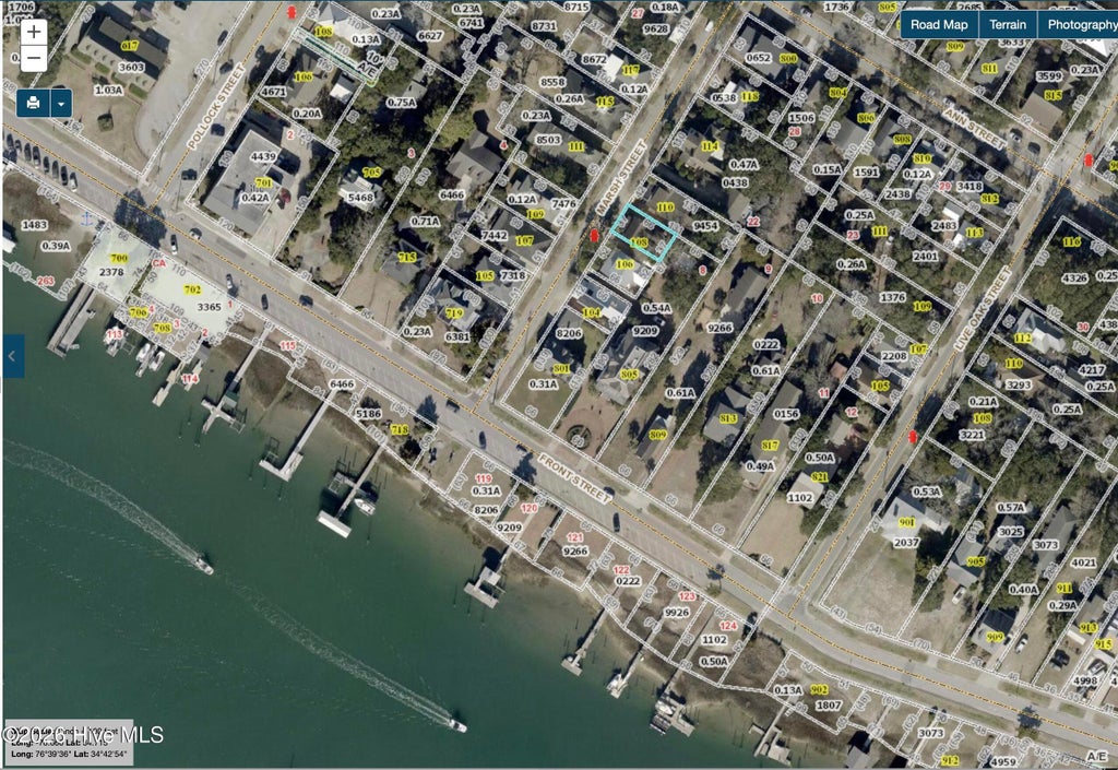Photo of 108 Marsh Street, Beaufort, NC 28516 (MLS # 100613542)