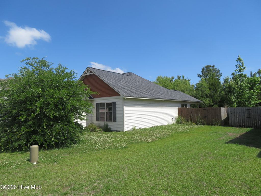 Photo of 702 Ashley Meadow Lane, Jacksonville, NC 28546 (MLS # 100573974)
