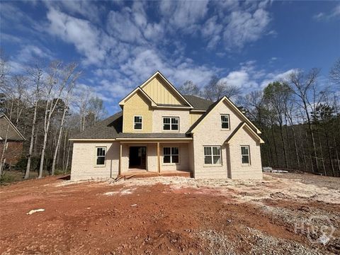 Homes For Sale - 2012 Shoal Creek Way<br/> Bishop, GA 30621