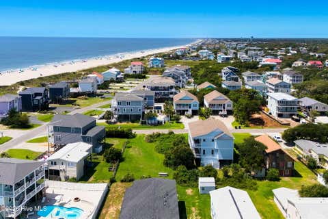 Tiny photo for 210 SE 76th Street, Oak Island, NC 28465 (MLS # 100598032)