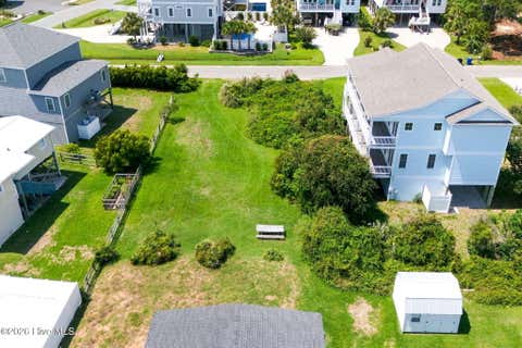 Tiny photo for 210 SE 76th Street, Oak Island, NC 28465 (MLS # 100598032)