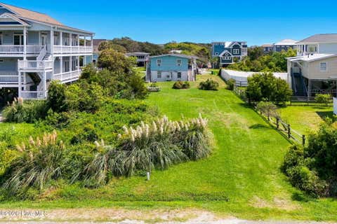Tiny photo for 210 SE 76th Street, Oak Island, NC 28465 (MLS # 100598032)