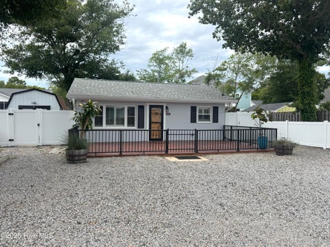 Homes For Sale - 113 NW 12th Street<br/> Oak Island, NC 28465